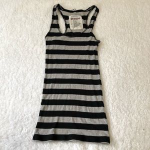 Semana Outfitters, Tank top